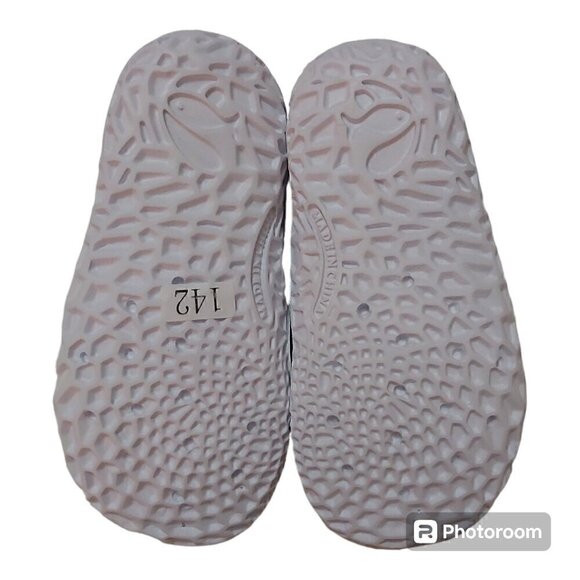 Adorable 18-24M Black Knit Loafers for Boys and Girls with Faux Fur Ankle Trim - Picture 7 of 9